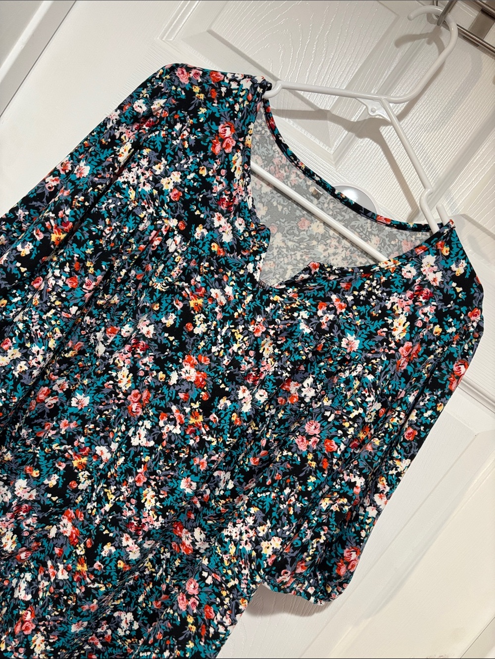 Romantic Flowery Swing Top